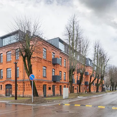 Shanti Barracks By Polo * Kaunas