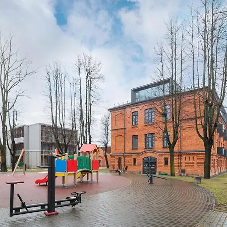 Shanti Barracks By Polo *