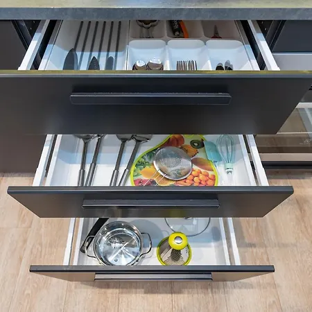 Shanti Barracks By Polo Kaunas