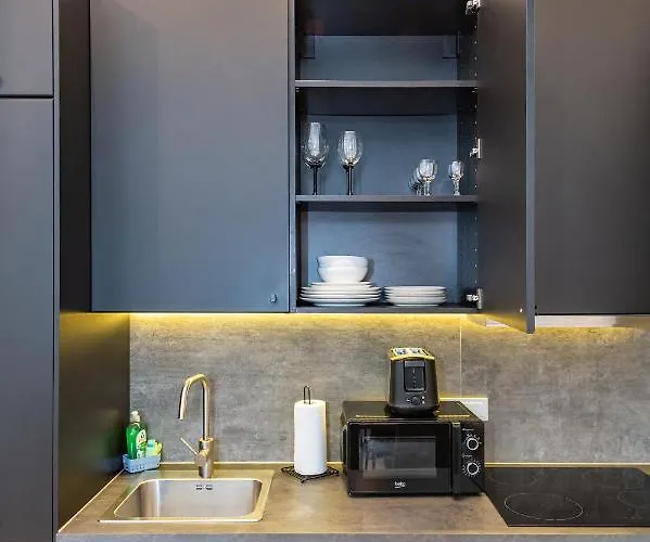 Shanti Barracks By Polo